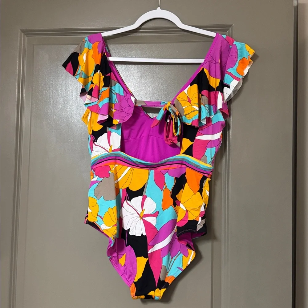 Trina Turk • Gemini Ruffle One Piece Swimsuit - Picture 6 of 8